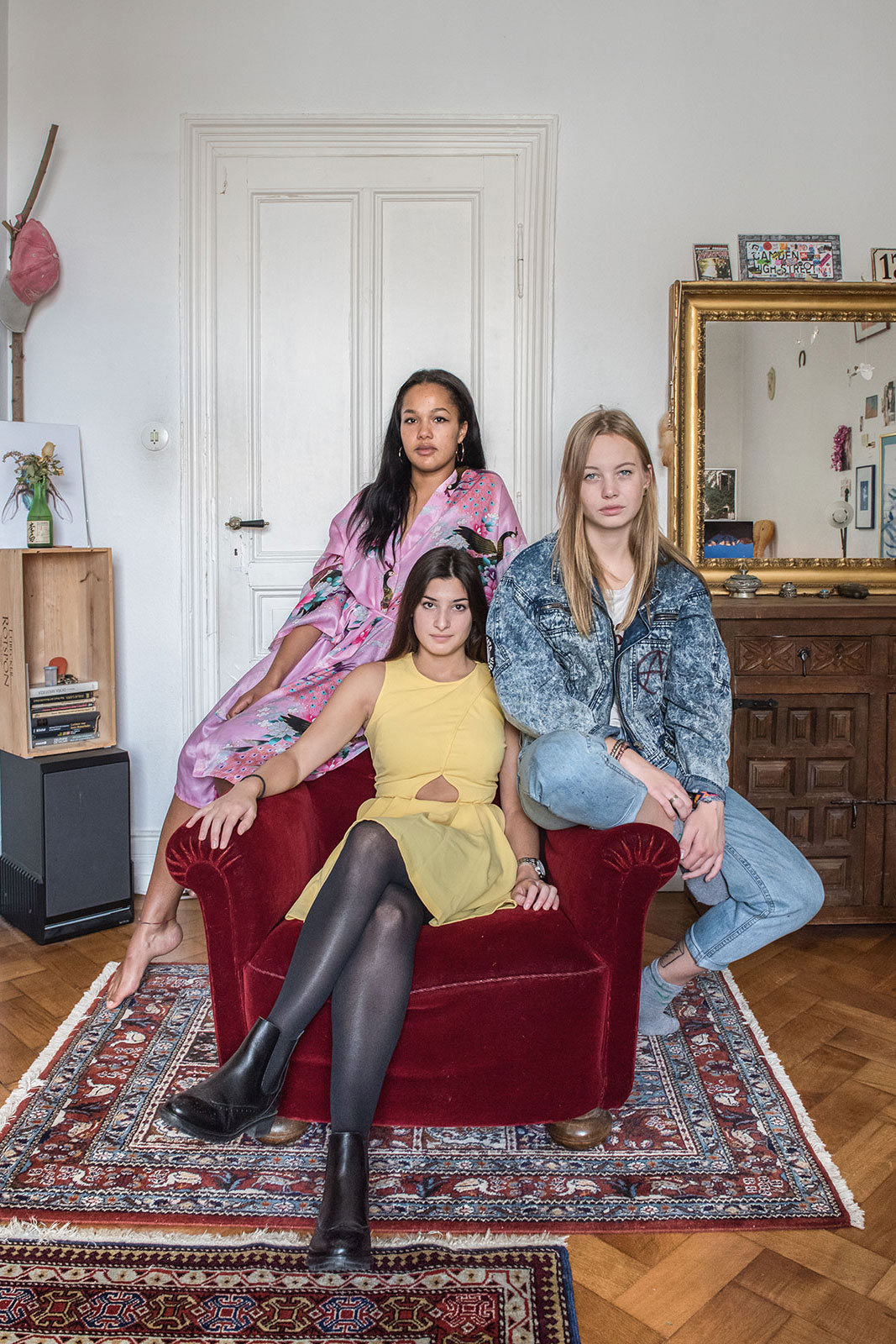 Alt-Bild aus der künstlerischen In Frankfurter Gesellschaft von Anna Pekala